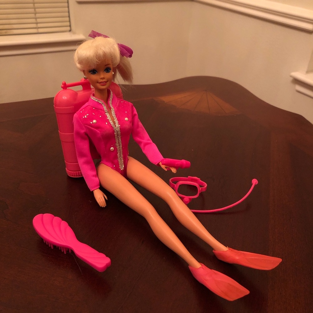 1993 Vintage Barbie Swim ‘n Dive Scuba Barbie with accessories